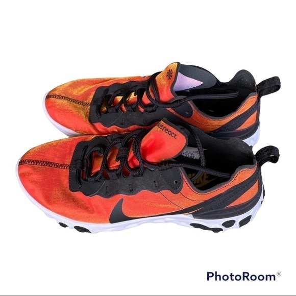 NIKE REACT SNEAKERS SIZE 7 ORANGE  AND BLACK         GREAT CONDITION - Picture 8 of 8